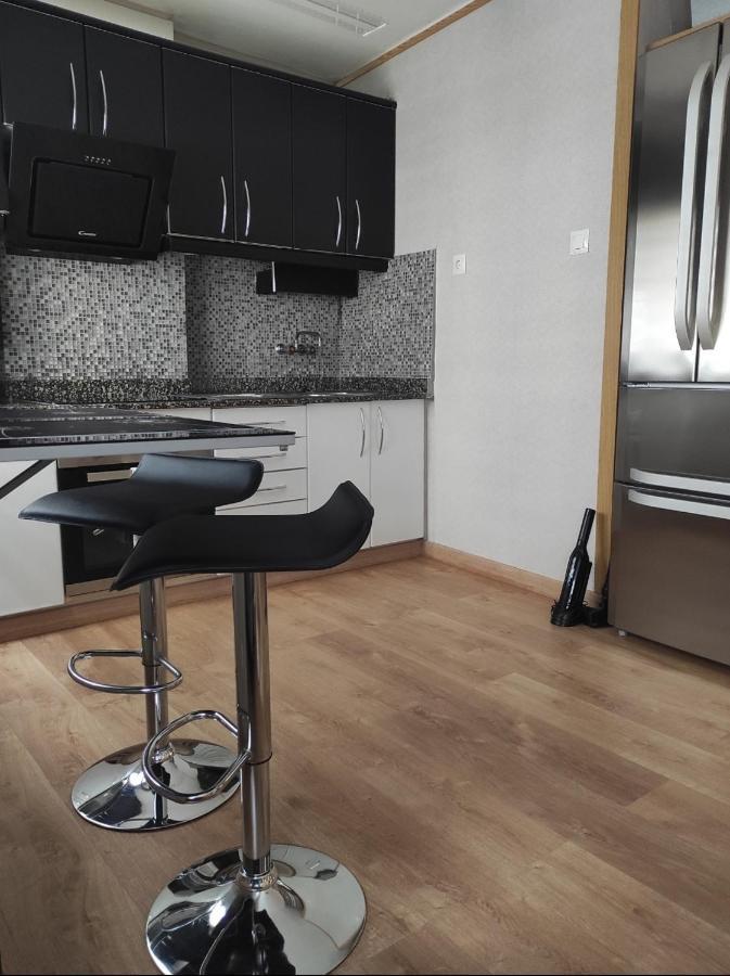 Ferienwohnung La Llariega De Argandona- Parking Privado Gratuito Gijón Exterior foto