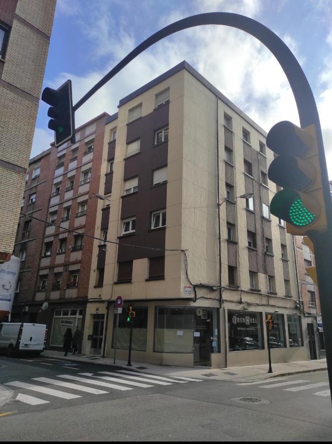 Ferienwohnung La Llariega De Argandona- Parking Privado Gratuito Gijón Exterior foto