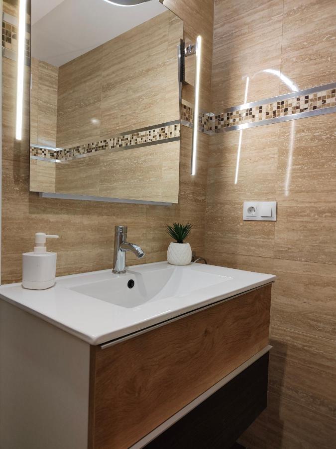 Ferienwohnung La Llariega De Argandona- Parking Privado Gratuito Gijón Exterior foto